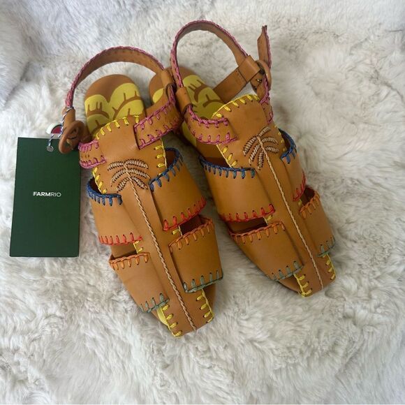NEW Farm Rio caramel palm tree Whipstitch vegan flat buckle sandals 6 - Picture 3 of 11